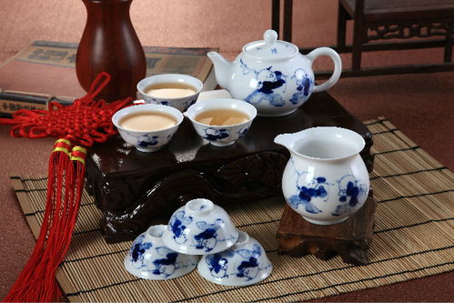 功夫茶具套装 景德镇手绘陶瓷家用简约办公室6人白瓷茶壶茶杯整